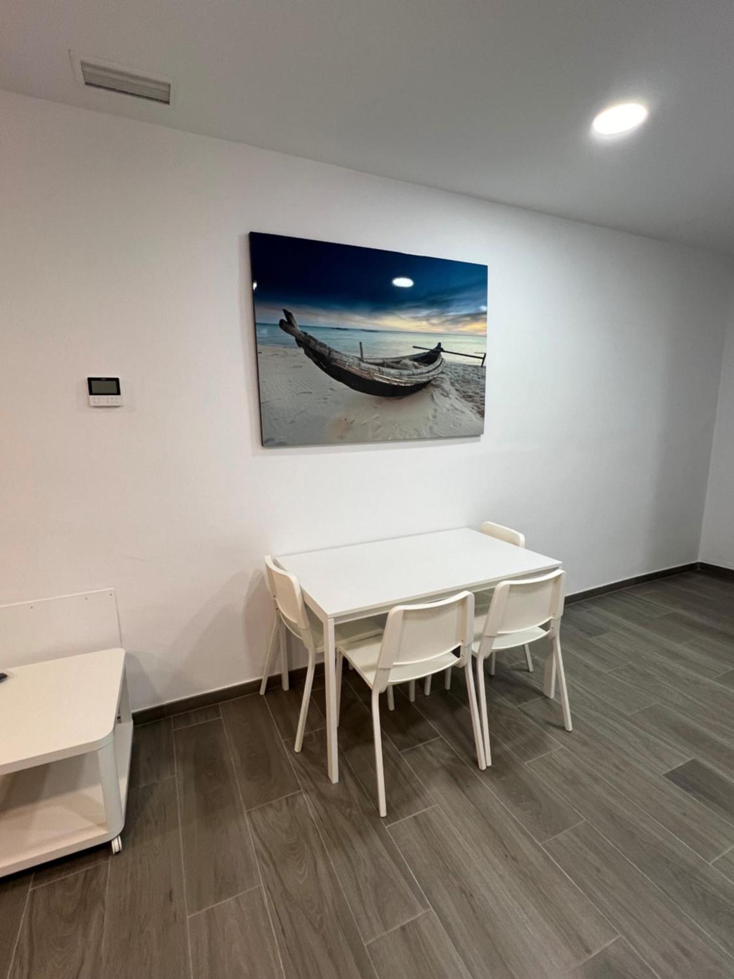 Apartamentos Montalvo Metropolis A 토레몰리노스 외부 사진