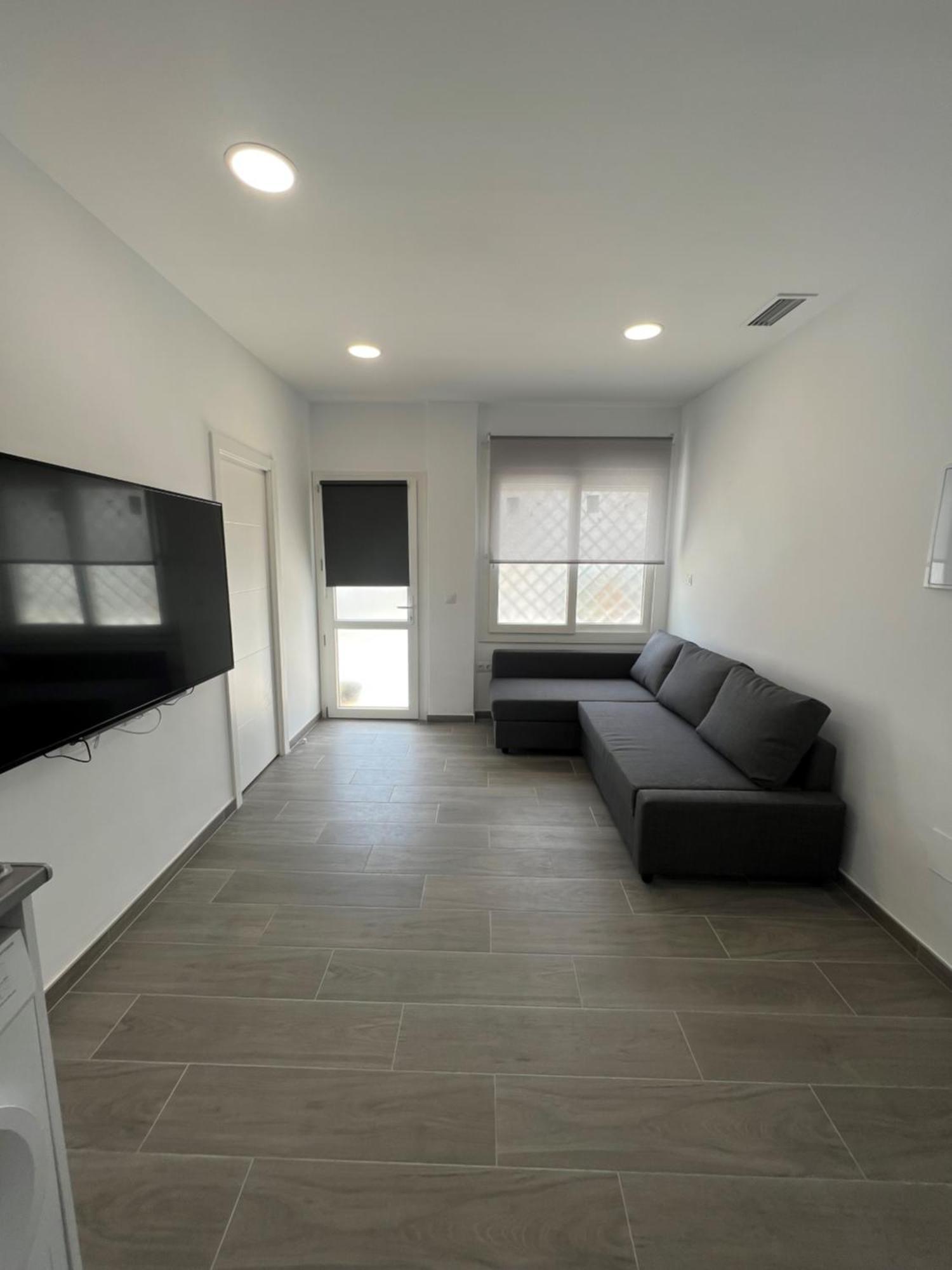 Apartamentos Montalvo Metropolis A 토레몰리노스 외부 사진