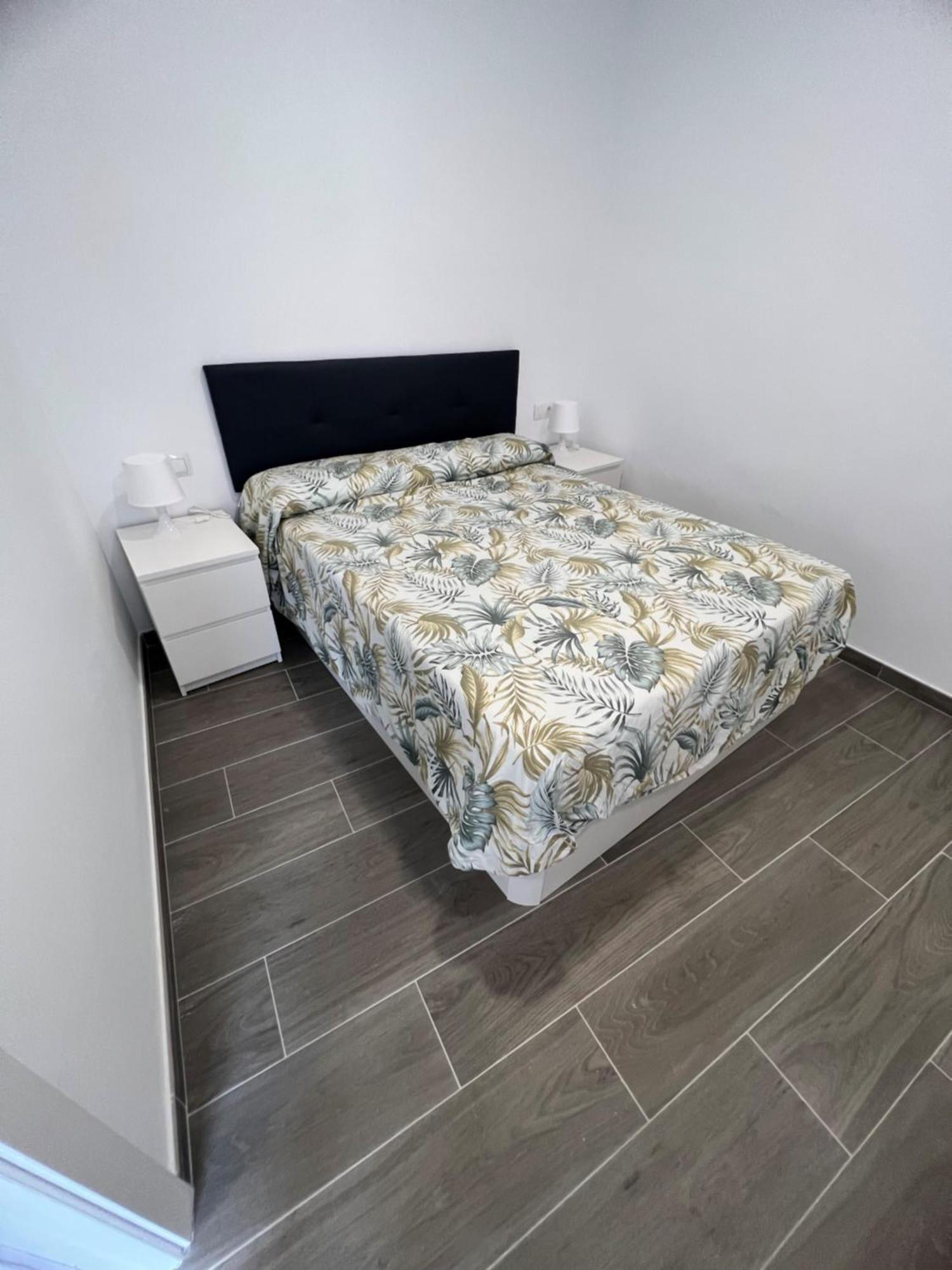 Apartamentos Montalvo Metropolis A 토레몰리노스 외부 사진